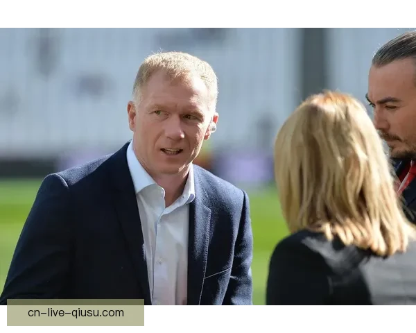 以红魔传奇中场斯科尔斯为核心的曼联王朝记忆与英超欧陆辉煌岁月